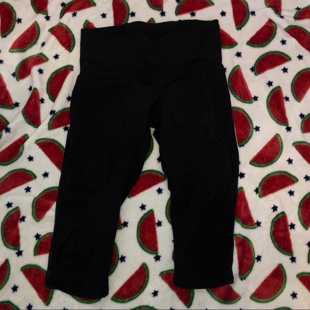 Capri Lulu Leggings